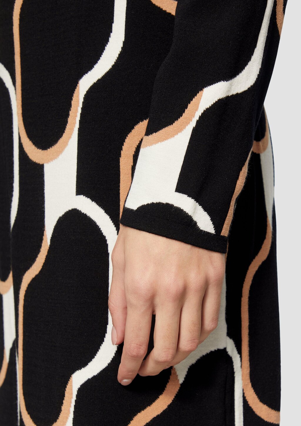 Strick-Kleid mit Stehkragen