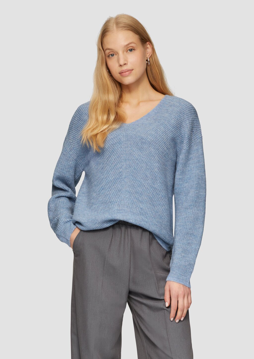 Weicher Pullover mit Rippstruktur