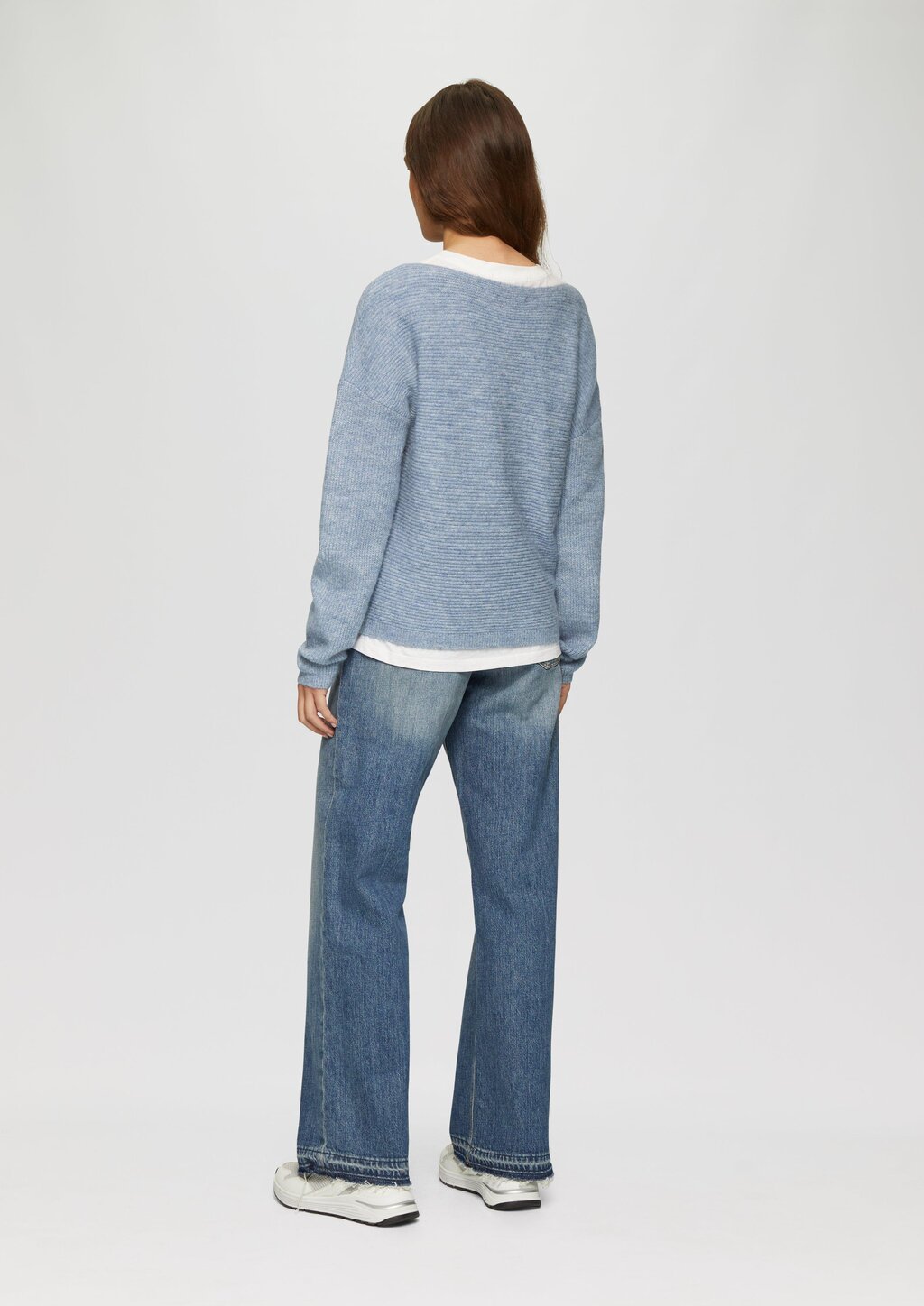 Melierter Pullover mit überschnittener Schulter