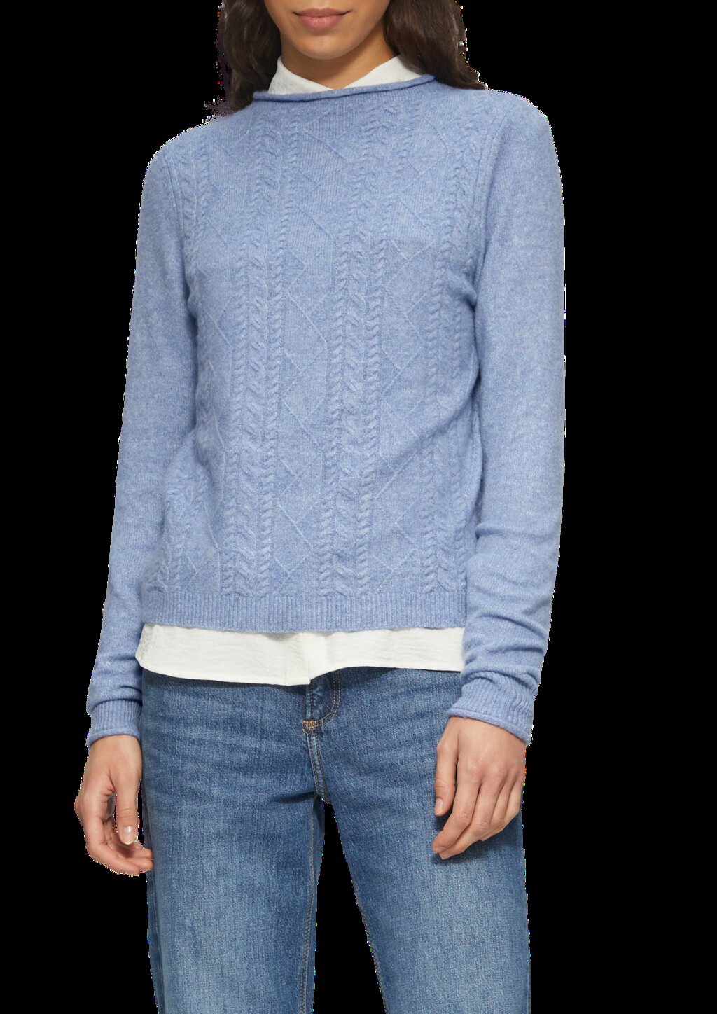 Flauschiger Pullover mit Zopfmuster