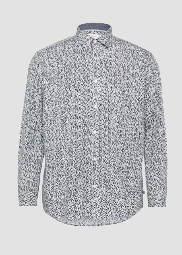 Slim Fit: Gemustertes Hemd mit Kentkragen