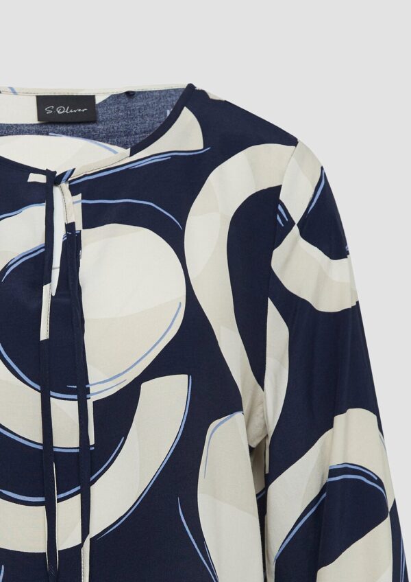 Gemusterte Viskosebluse mit Bindeband