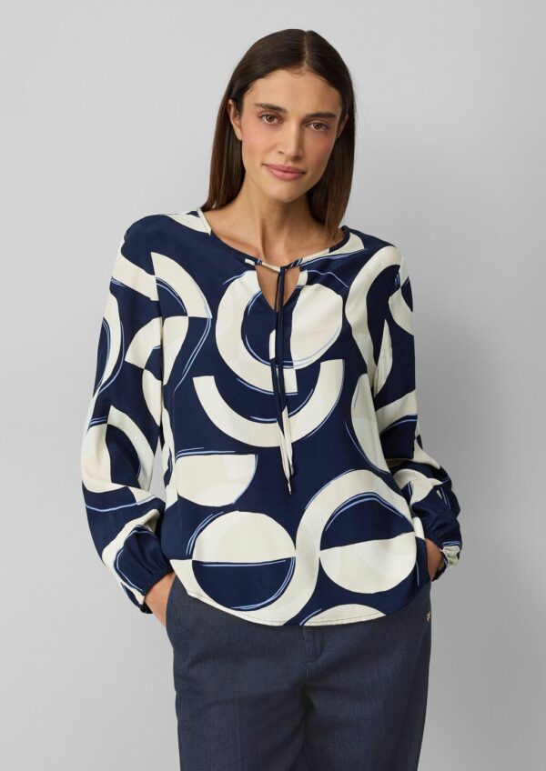 Gemusterte Viskosebluse mit Bindeband