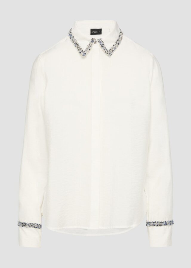 Strukturierte Hemdbluse aus Viskosemix mit dekorativen Details