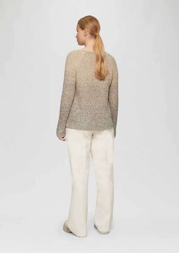 Strickpullover mit V-Ausschnitt