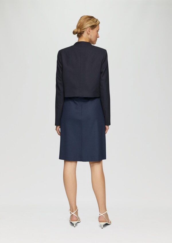 Fein gepunkteter Kurzblazer