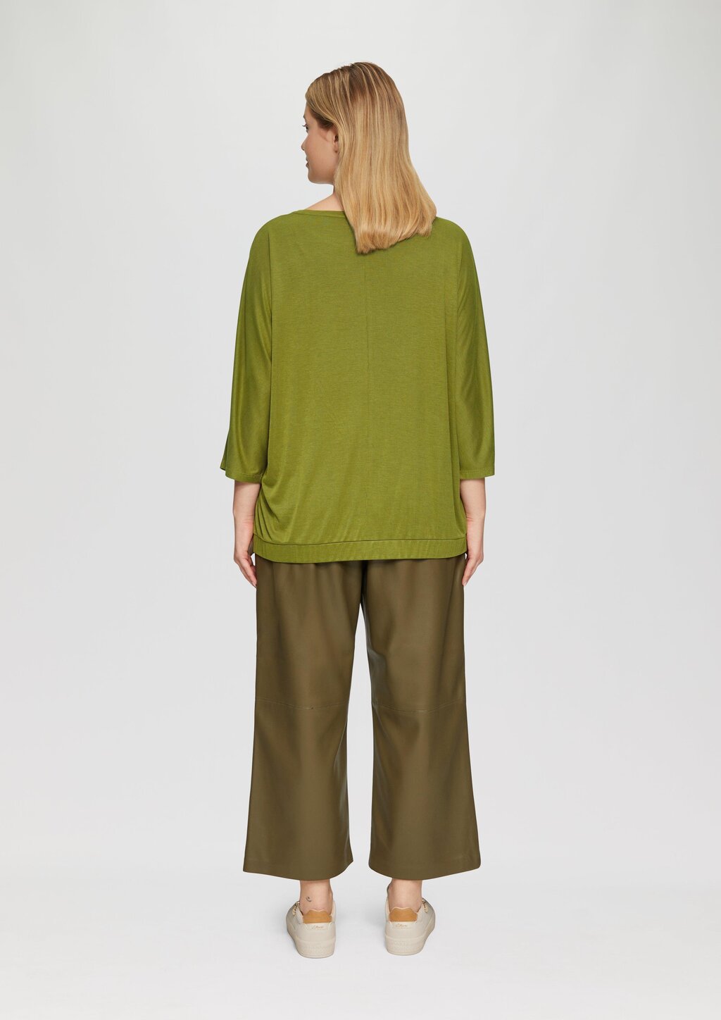 O-Shape-Shirt mit Fledermausarm