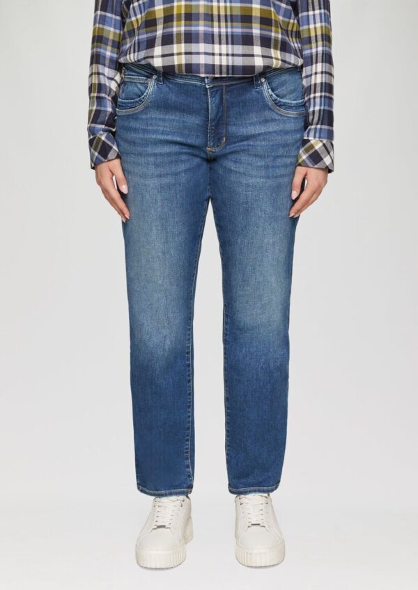 Jeans / Slim Fit / Mid Rise / Slim Leg