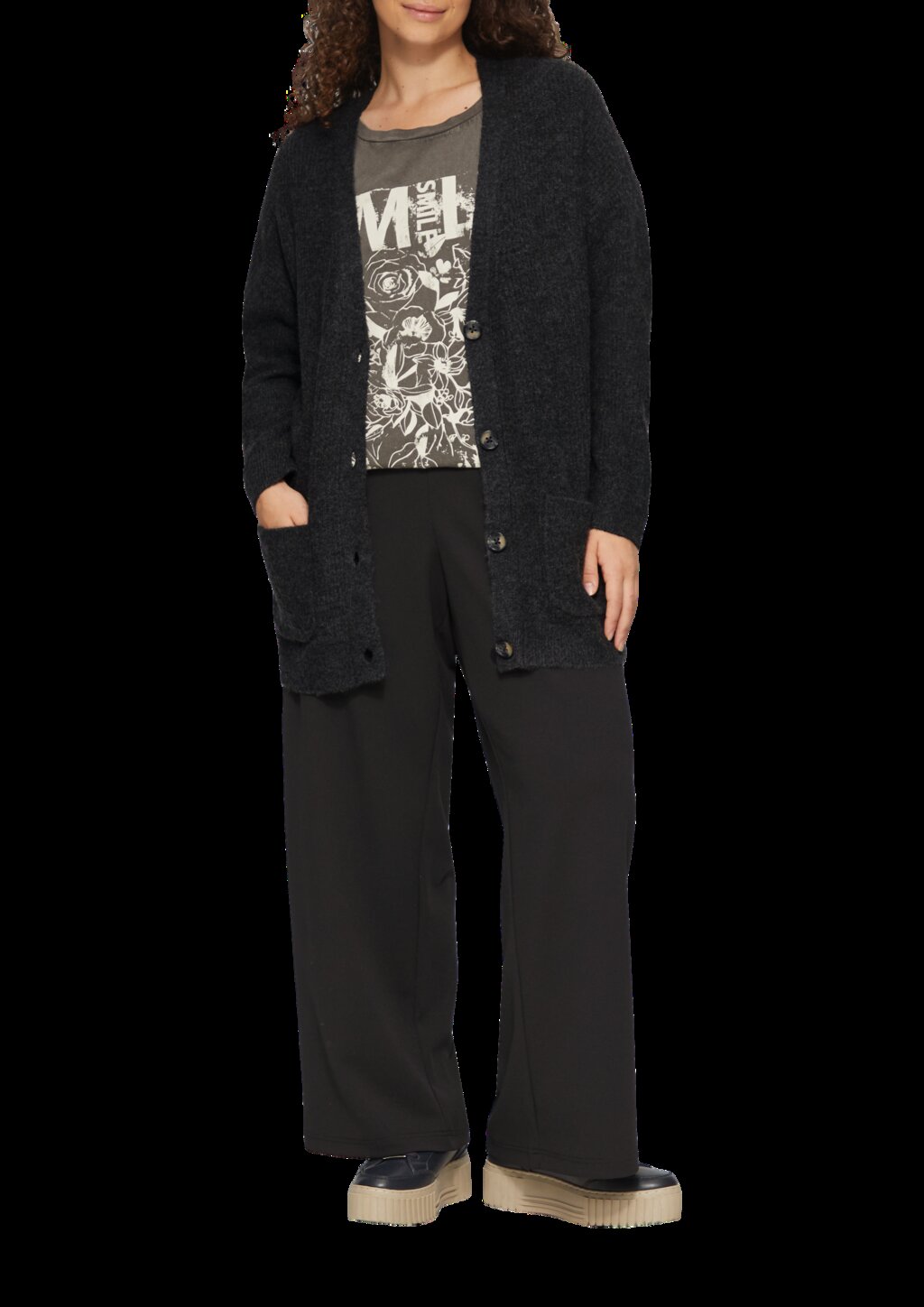 Strickjacke mit aufgesetzten Taschen