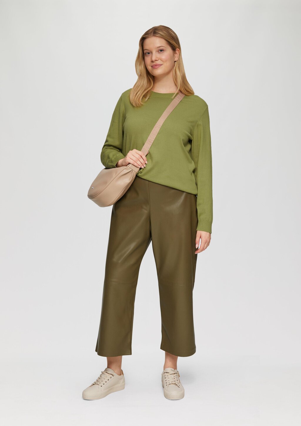 Strickpullover mit Rundhalsausschnitt