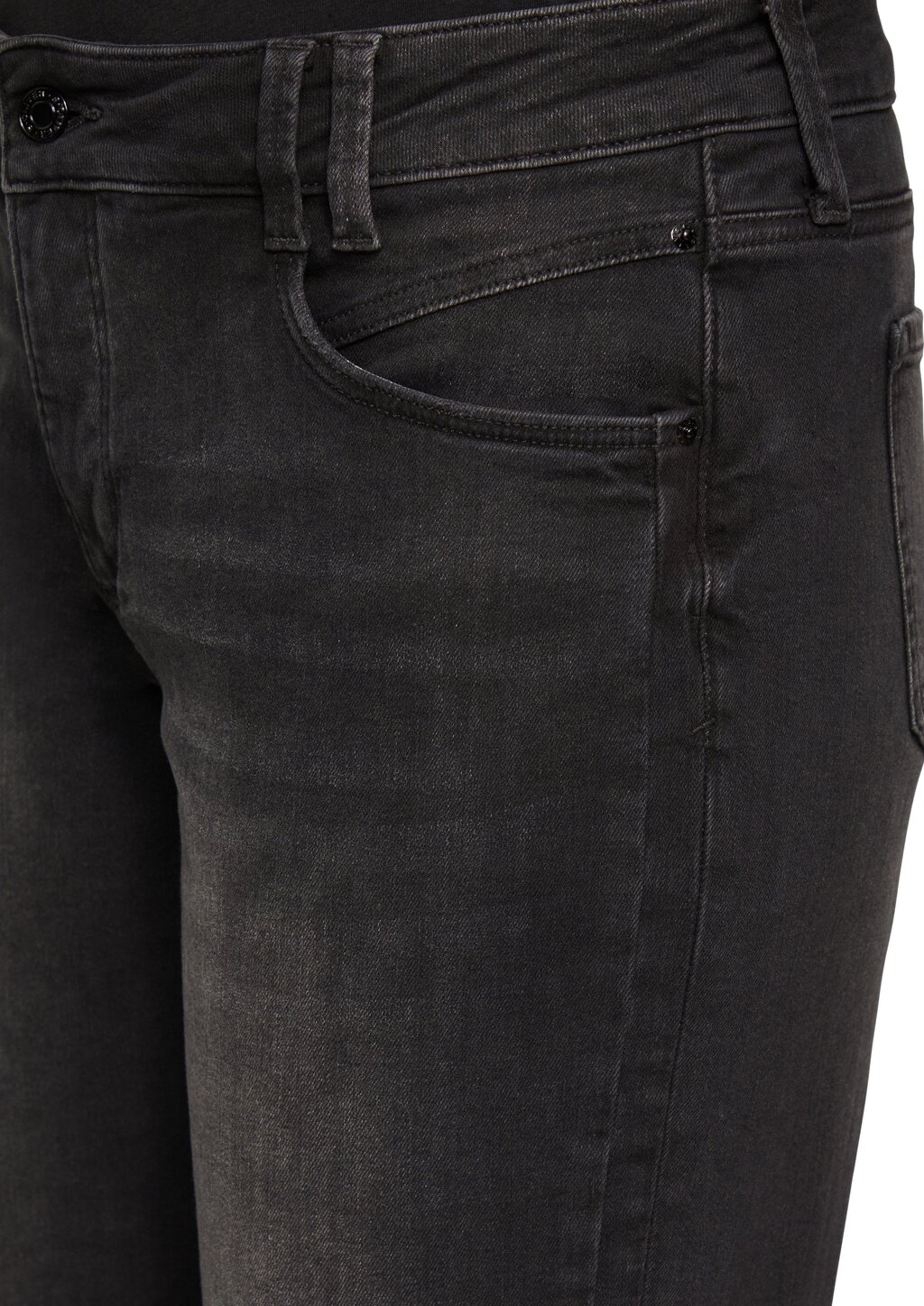 Jeans / Curvy Fit / Mid Rise / Slim Tapered Leg