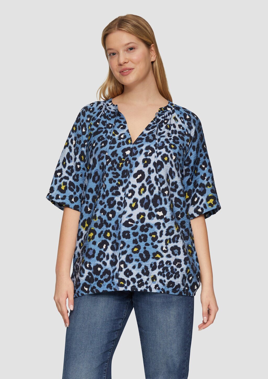 Bluse aus strukturierter Viskose