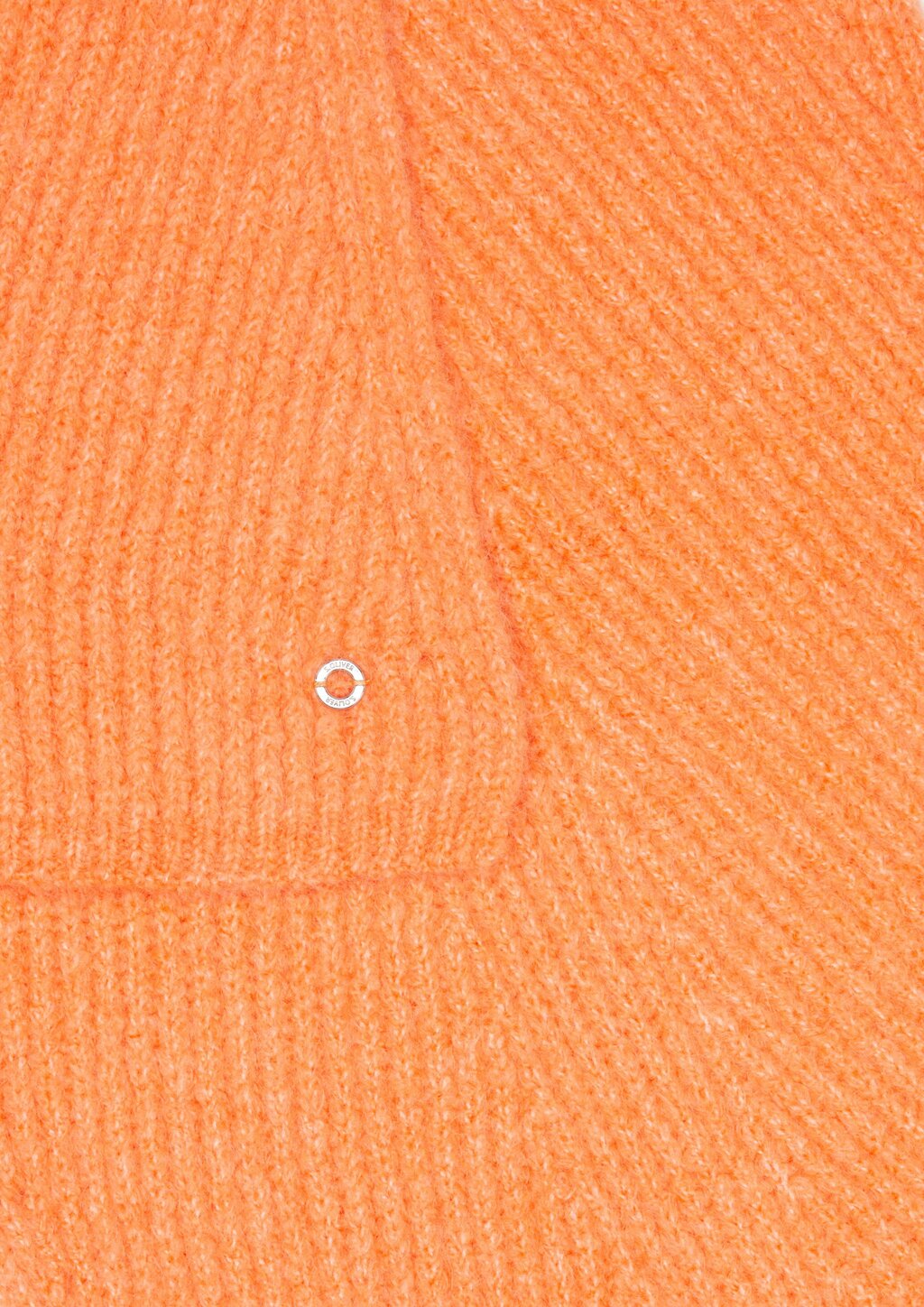 Strick-Schal mit Fischgrätenmuster und Logo-Ring