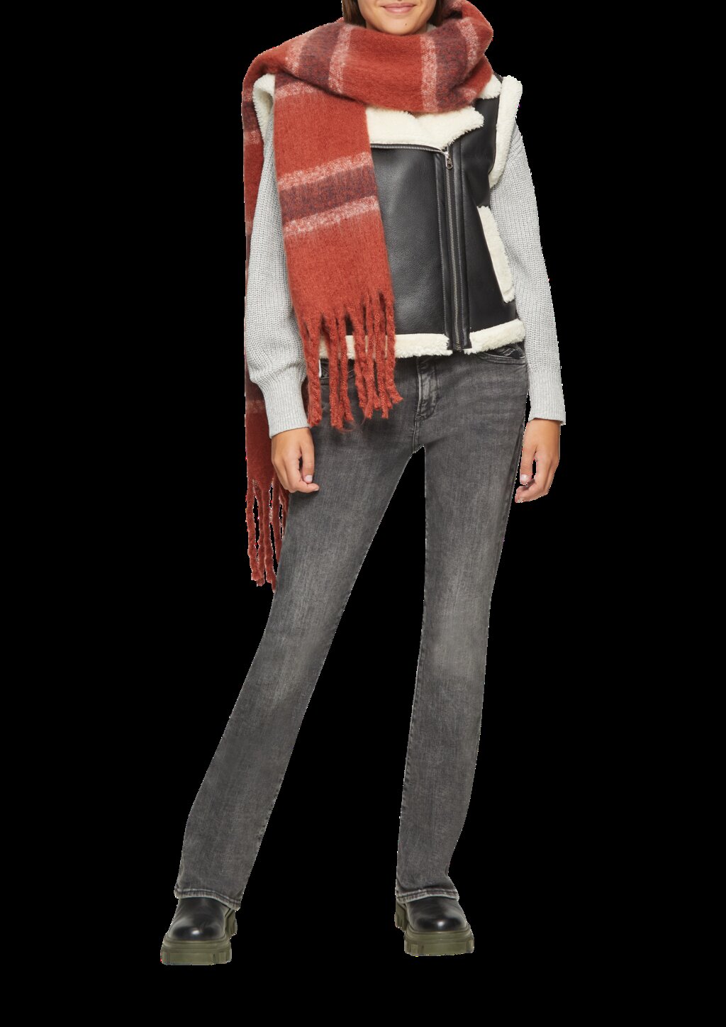 Flauschiger Schal mit Fransen