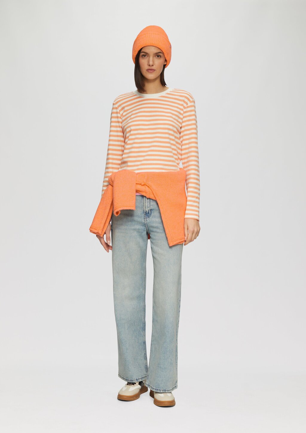 Beanie mit Umschlag und Logo-Detail