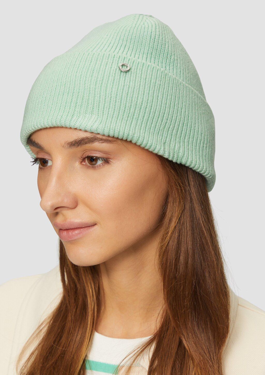 Gestrickte Beanie mit Umschlag und Logo-Detail
