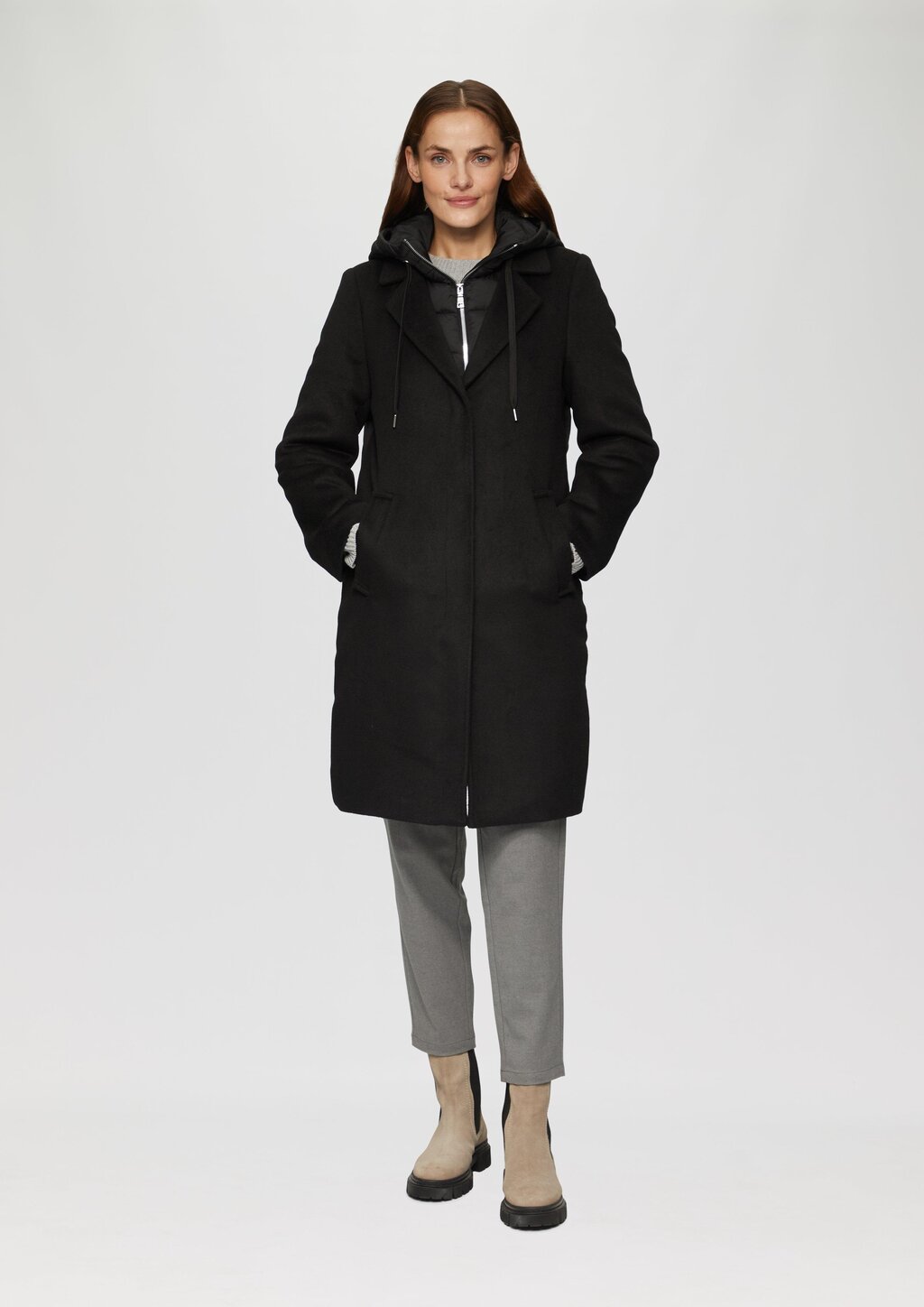 Mantel im Materialmix mit herausnehmbarem Einsatz