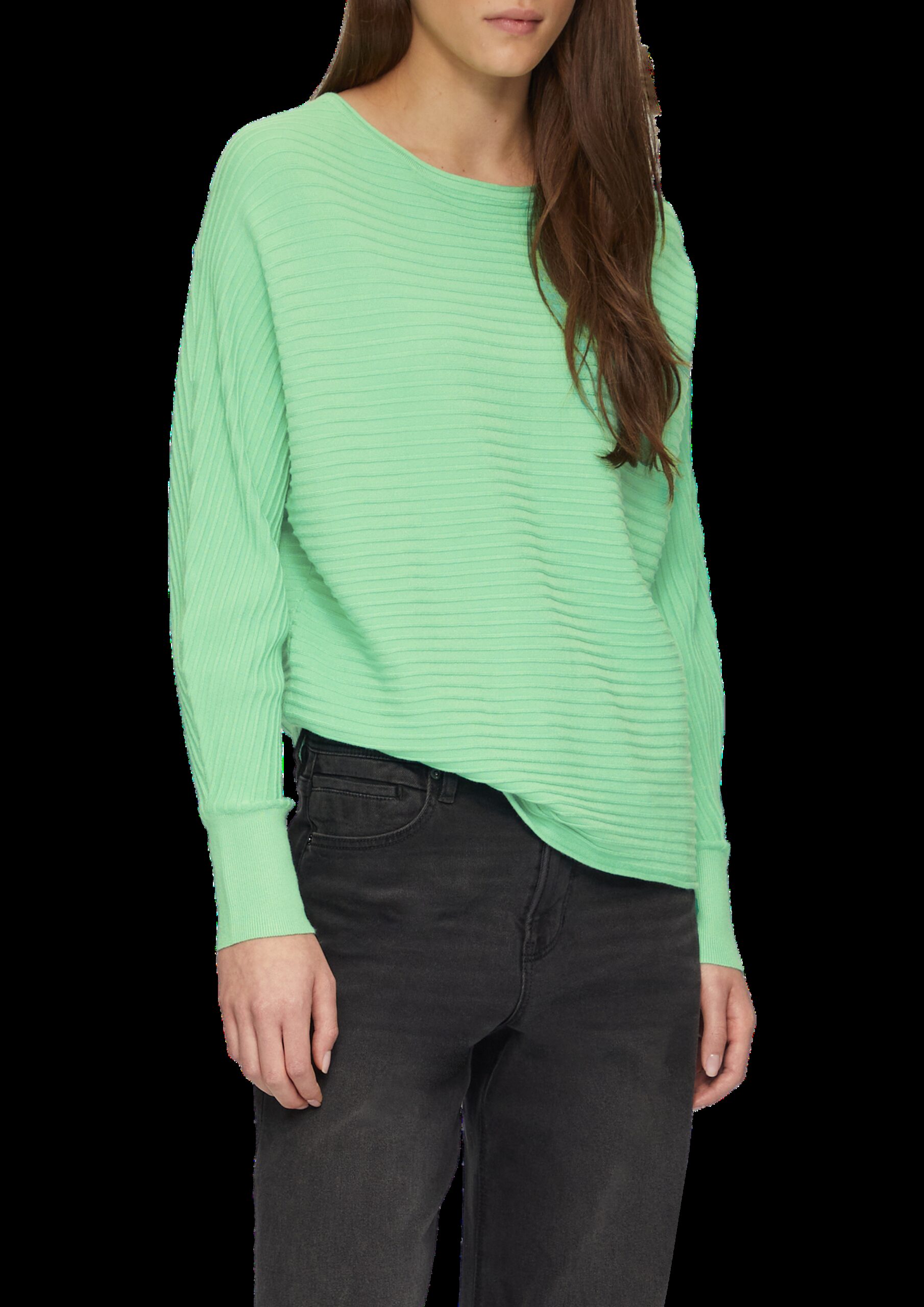 Weicher Strickpullover aus Viskosemix mit Fledermausärmeln