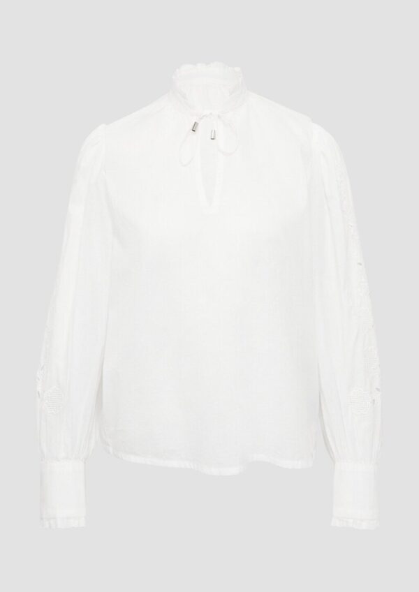 Leichte Baumwollbluse mit Stickerei am Ärmel