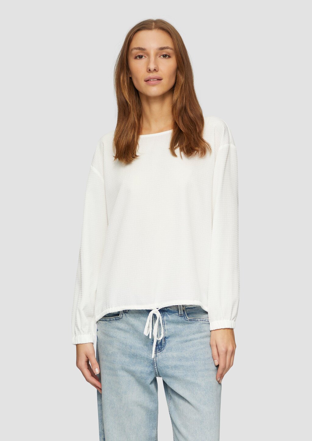 Strukturierte Bluse mit überschnittenen Schultern