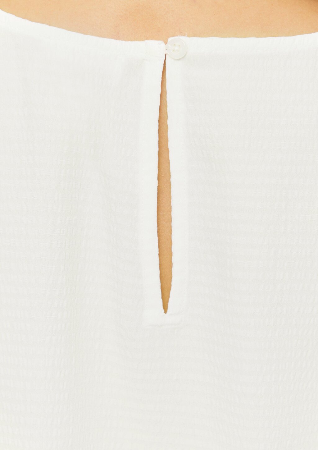 Strukturierte Bluse mit überschnittenen Schultern