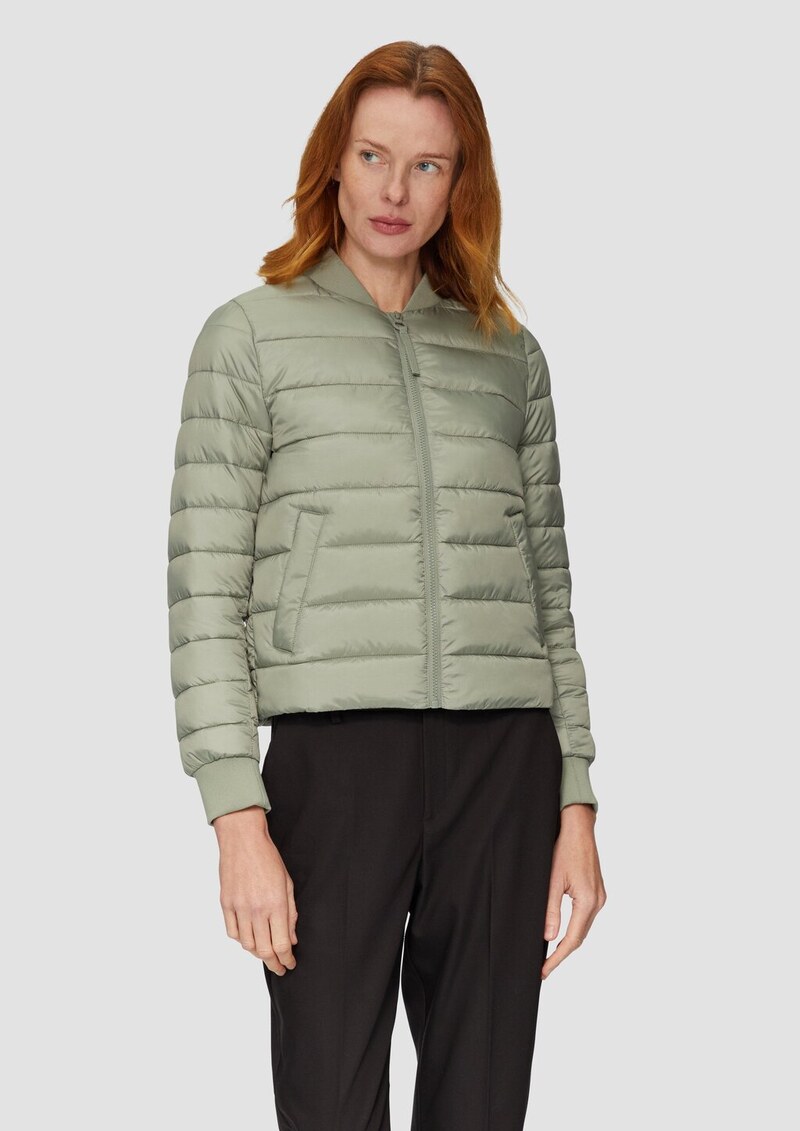 Kurze Steppjacke mit Rippbündchen