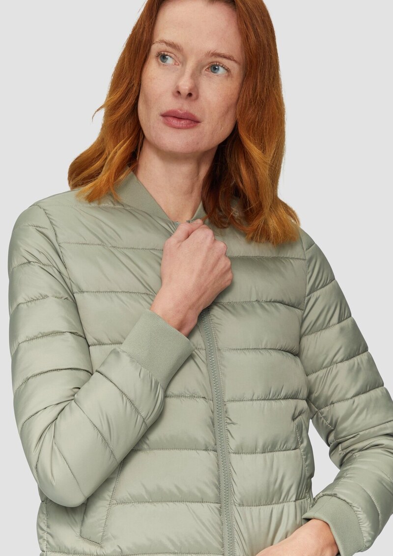 Kurze Steppjacke mit Rippbündchen