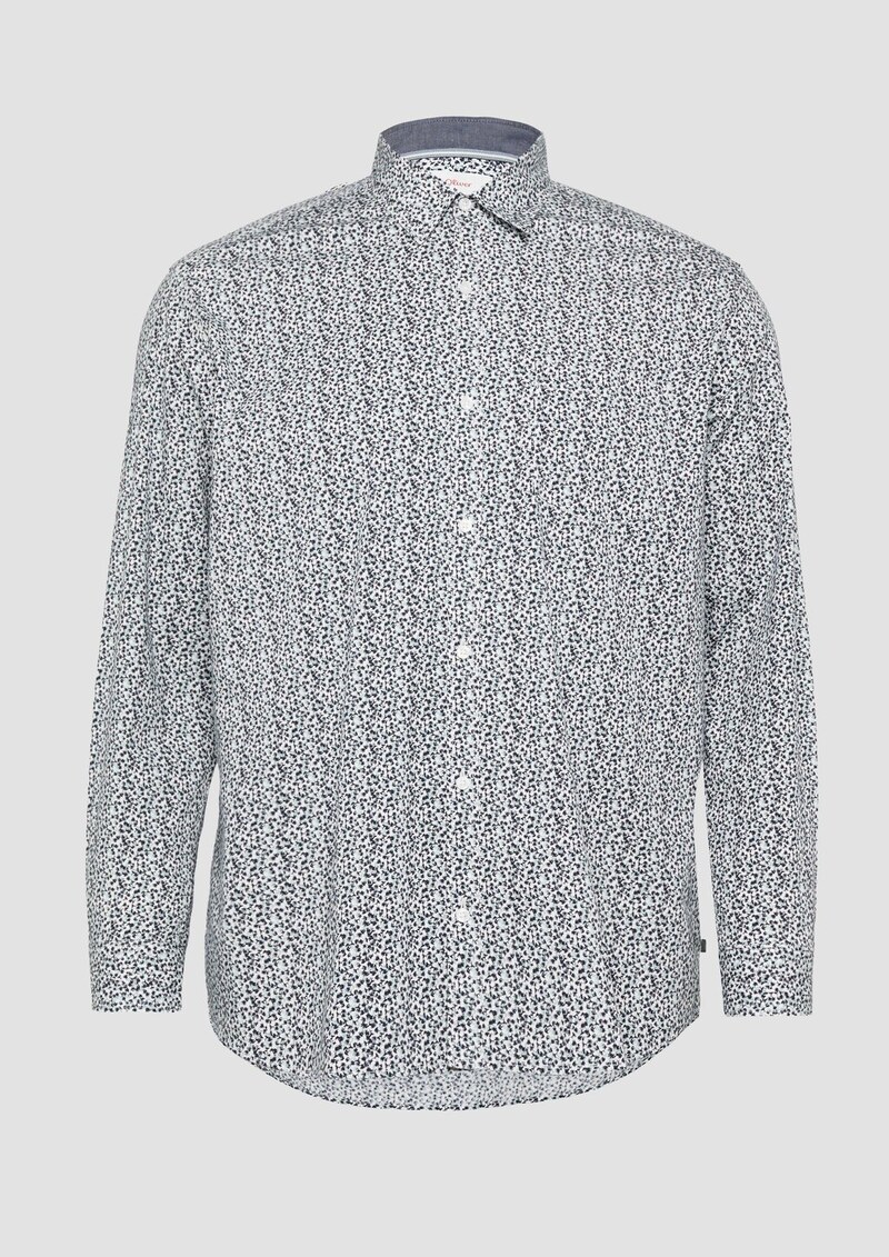 Slim Fit: Gemustertes Hemd mit Kentkragen