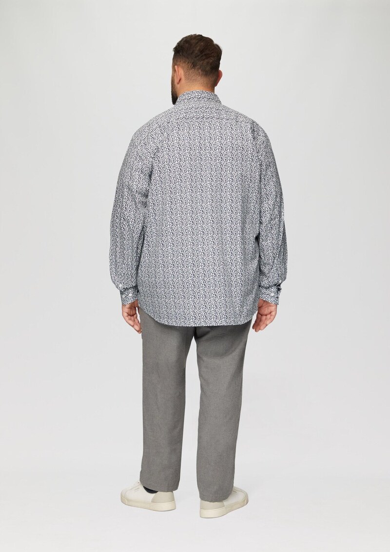 Slim Fit: Gemustertes Hemd mit Kentkragen