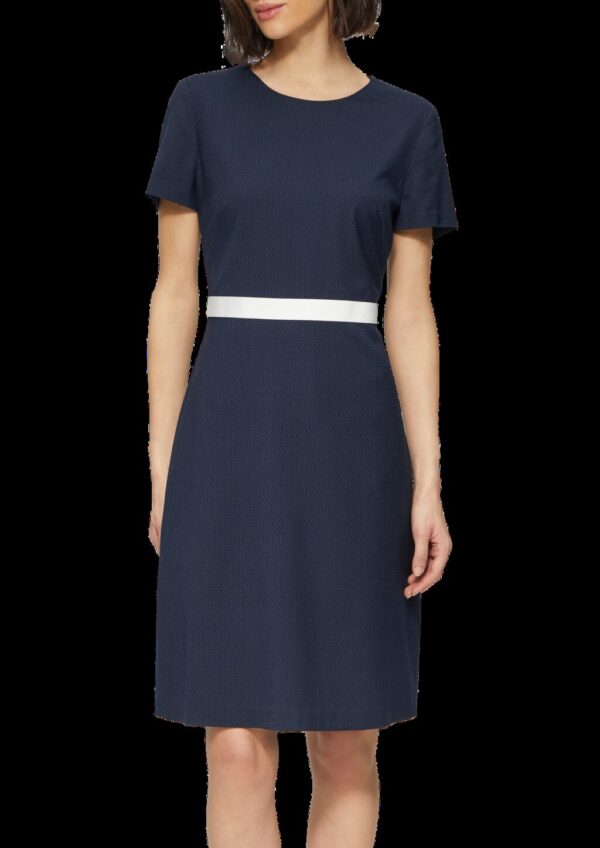 Fein gepunktetes Etuikleid mit Kontrast-Detail