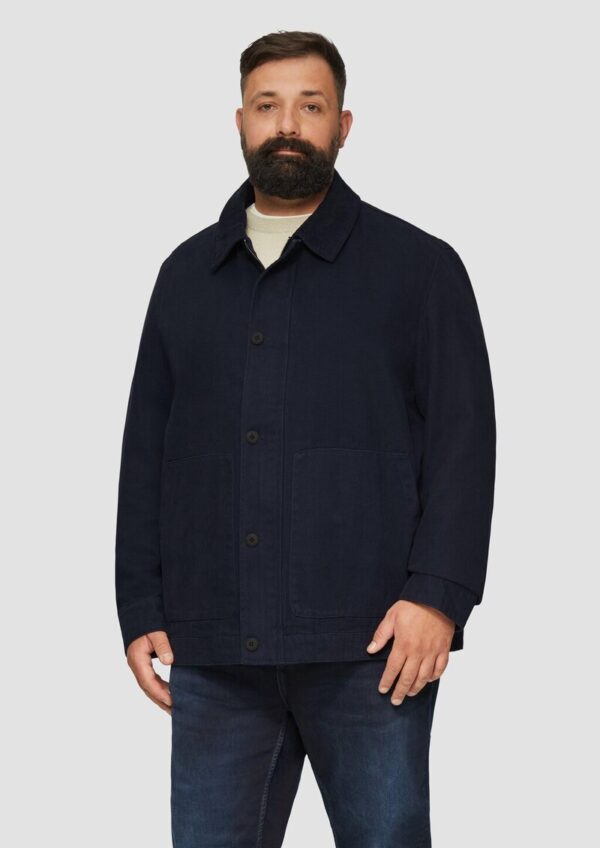 Jacke mit aufgesetzten Taschen im Fabricmix