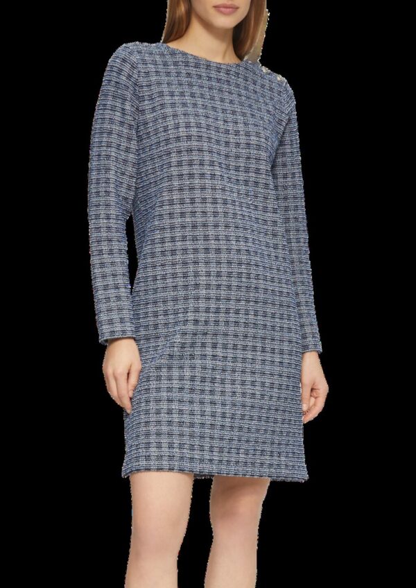 Kurzes Bouclé-Kleid mit Zierknöpfen