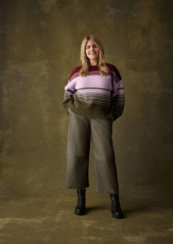 Gestreifter Strickpullover im Relaxed Fit