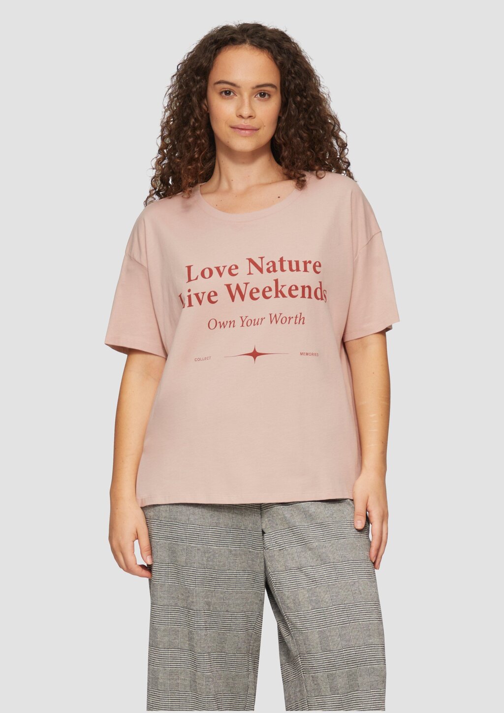 Print-Shirt mit überschnittenen Schultern