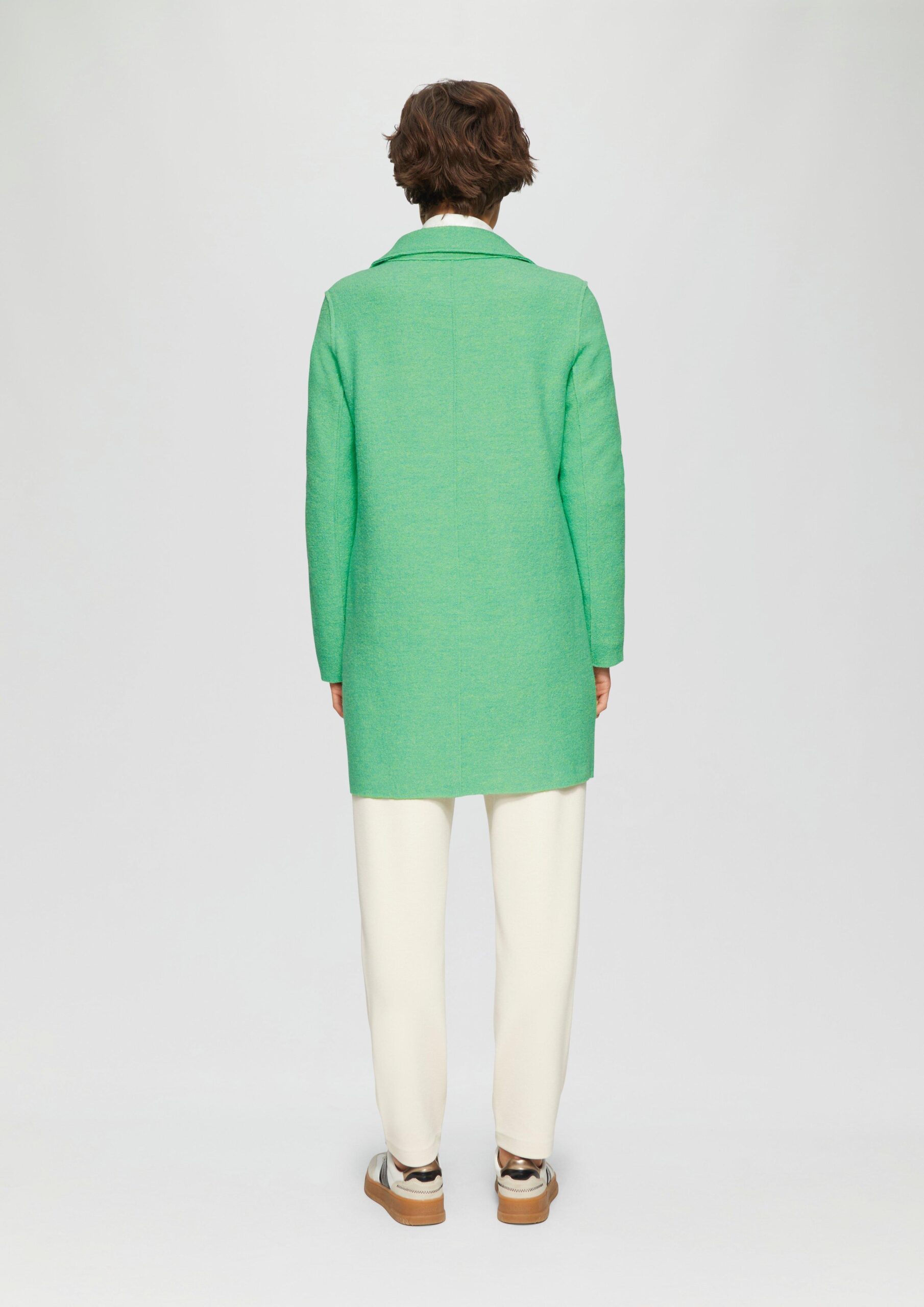 Ungefütterter Kurzmantel aus Wollmix mit offenen Kanten