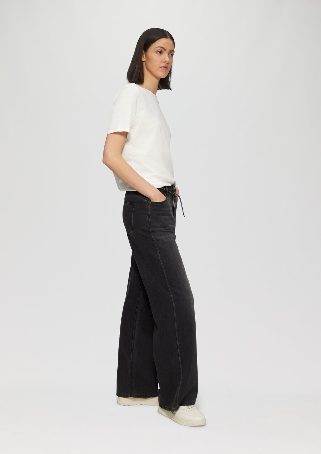 Jeans Suri / Regular Fit / Mid Rise / Wide Leg