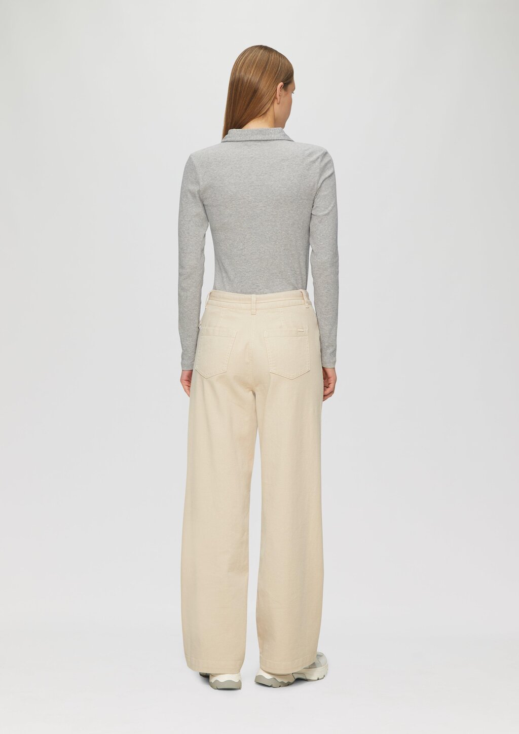 Geripptes Langarmshirt mit Polokragen