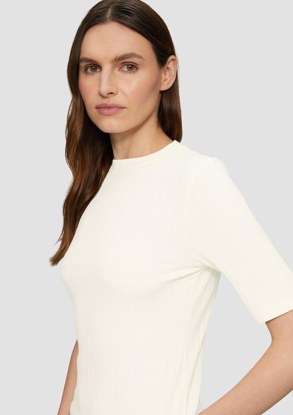 T-Shirt aus Jersey mit Rippstruktur im Slim Fit