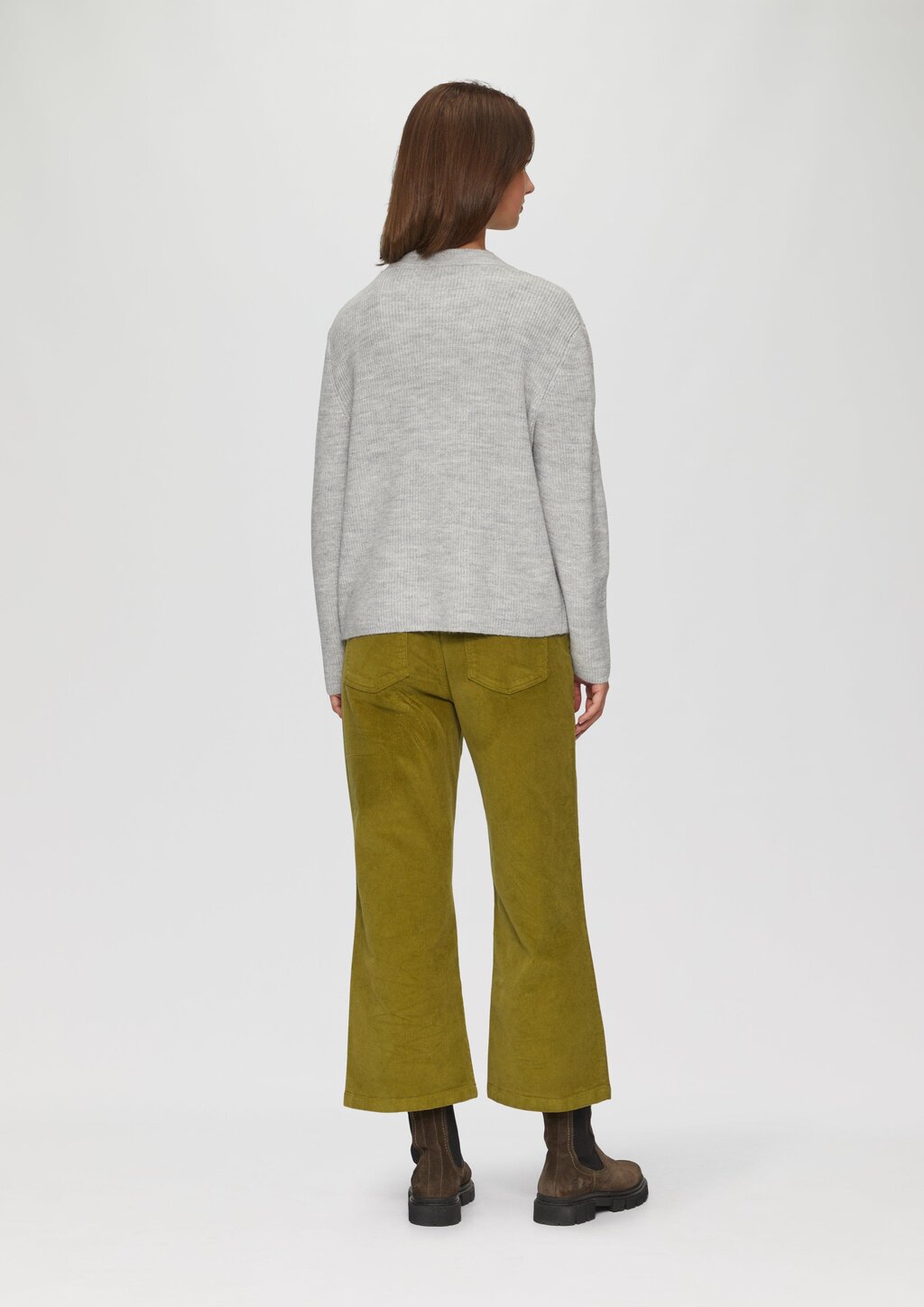 Strickjacke aus Alpakamix mit aufgesetzten Taschen