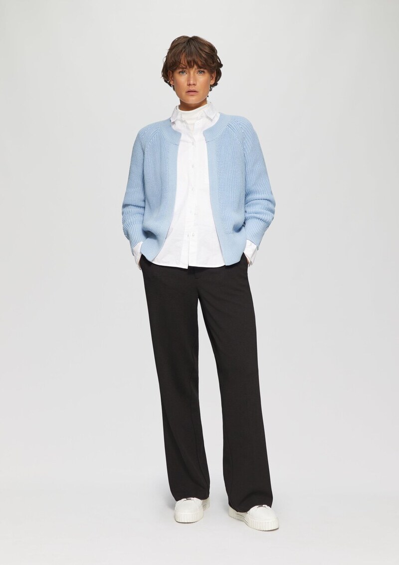 Strickjacke mit Raglanärmeln und Rippbündchen