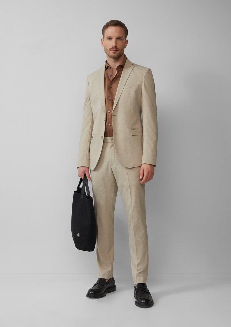 Tailored Fit: Langarmhemd aus Leinen mit elegantem Glanz