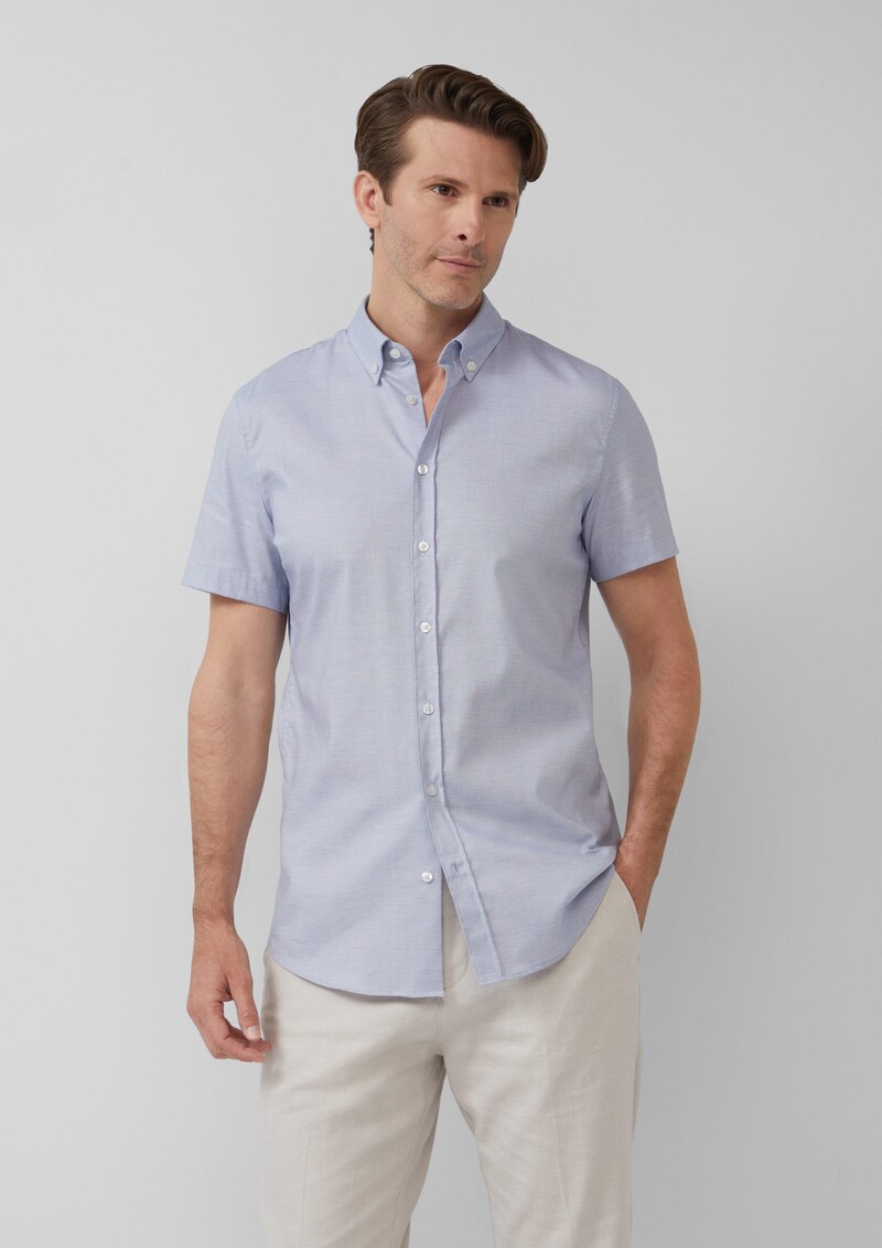 Tailored Fit: Baumwollhemd mit Fischgrätmuster