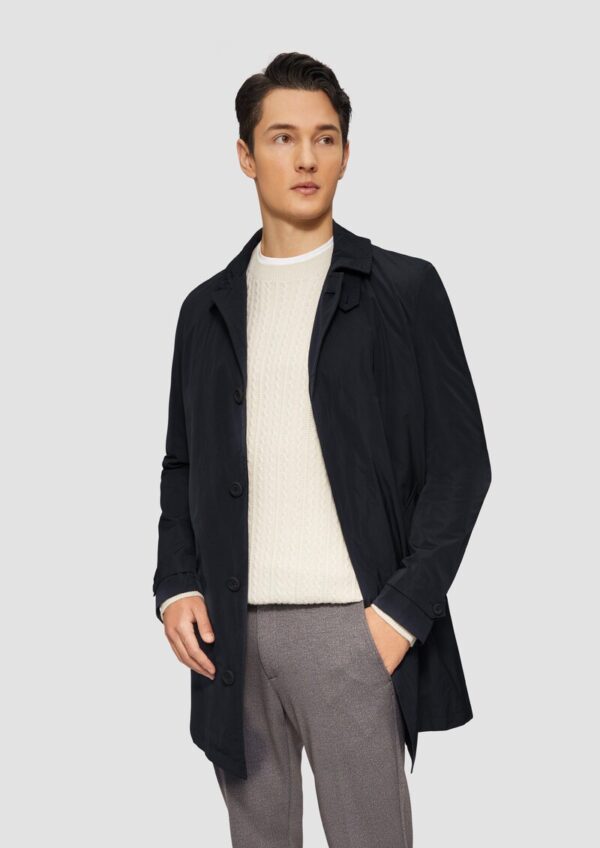 Wasserabweisender Mantel mit herausnehmbarem Steppfutter