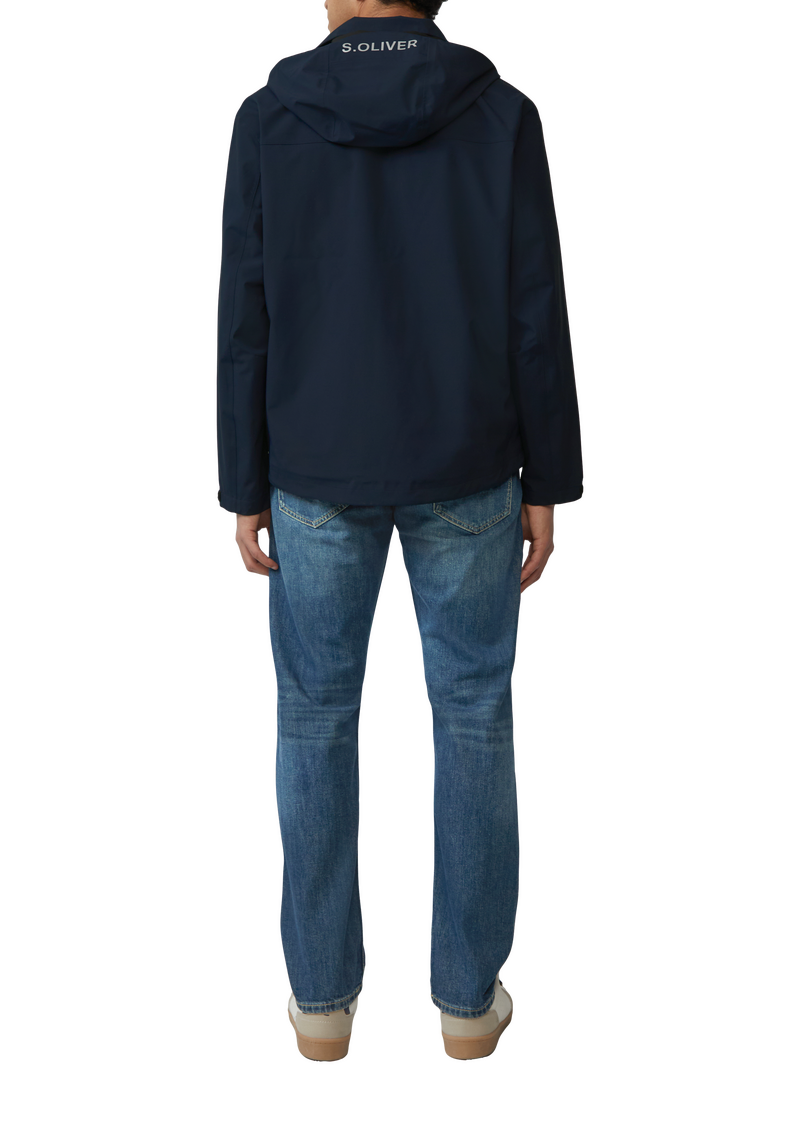 Wasserdichte Kapuzenjacke mit reflektierendem Detail