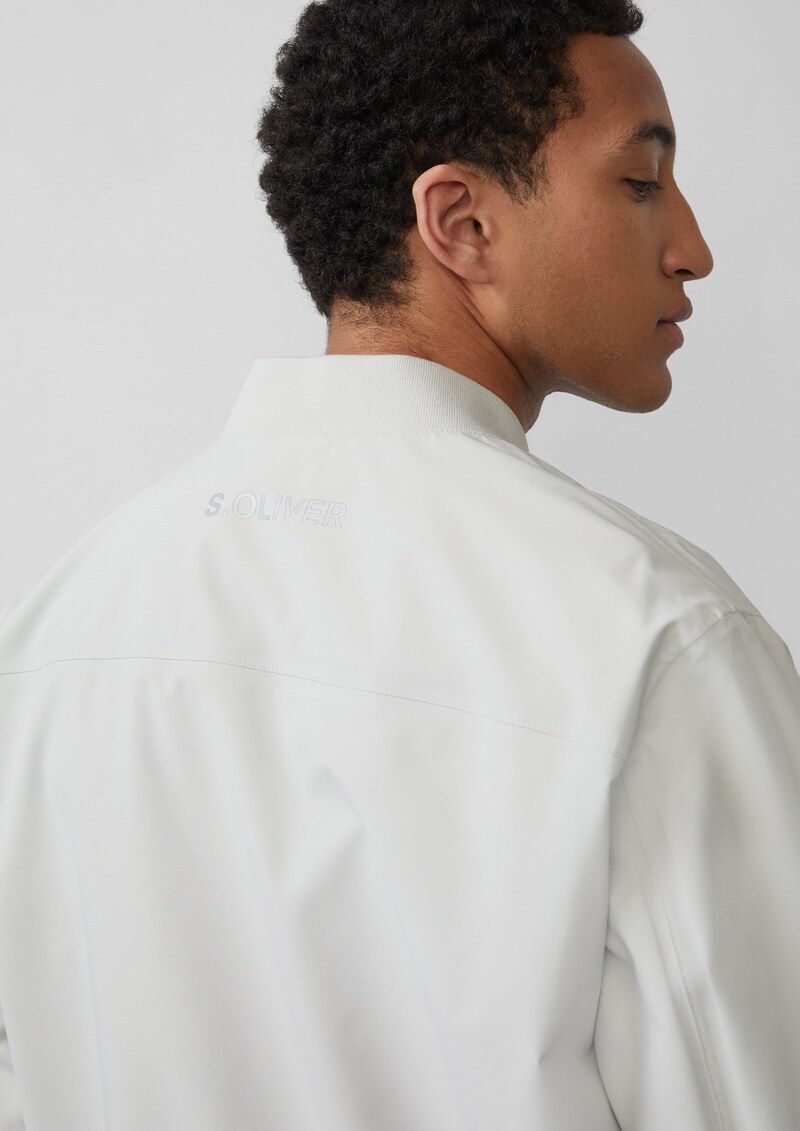 Wasserdichte Bomberjacke mit Ärmel-Detail