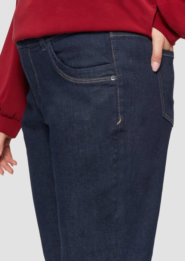 Jeans / Slim Fit / Mid Rise / Slim Leg