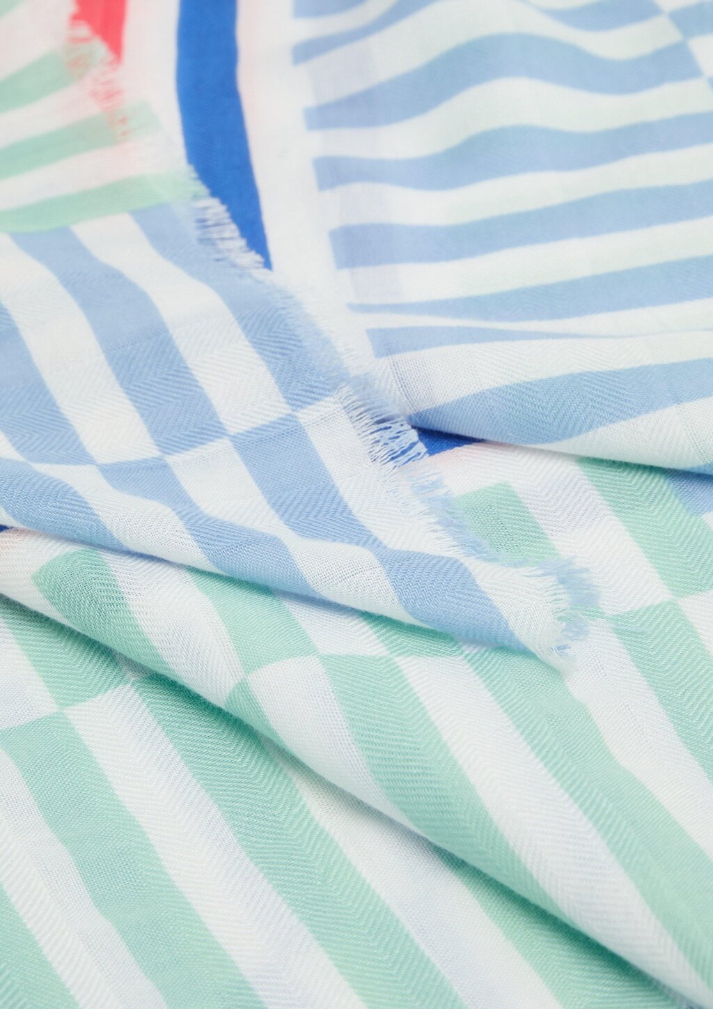 Lässiger quadratischer Schal aus Viskosemix