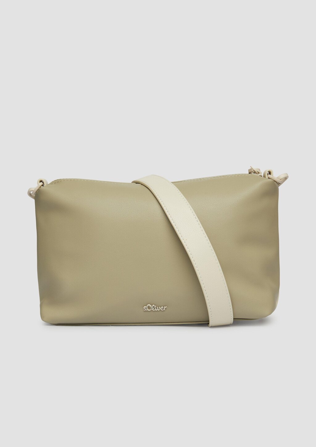 Lässige City-Bag mit Reißverschlussfach und Logo-Detail