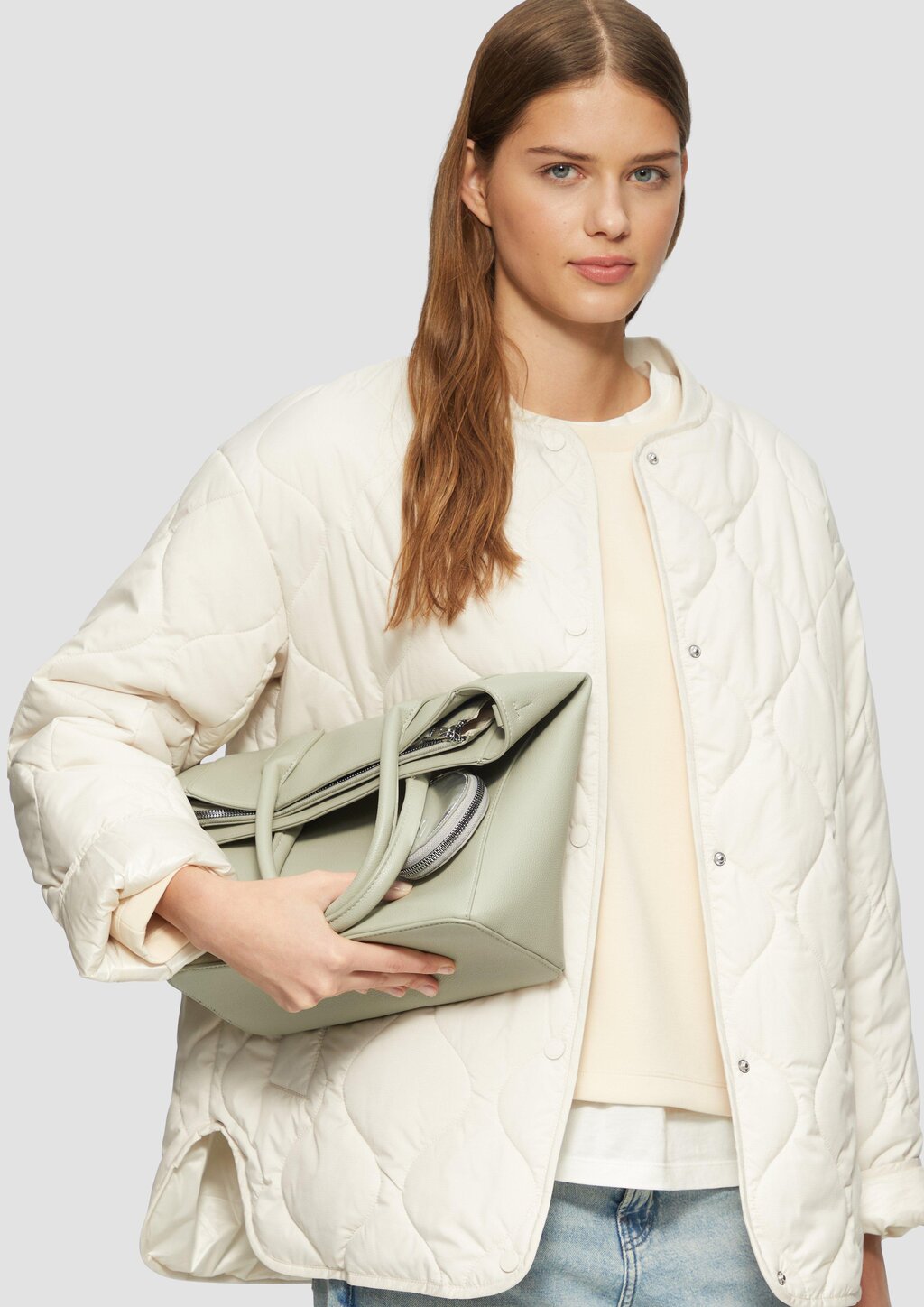 Shopper aus Lederimitat mit Flaschenhalter und Logo