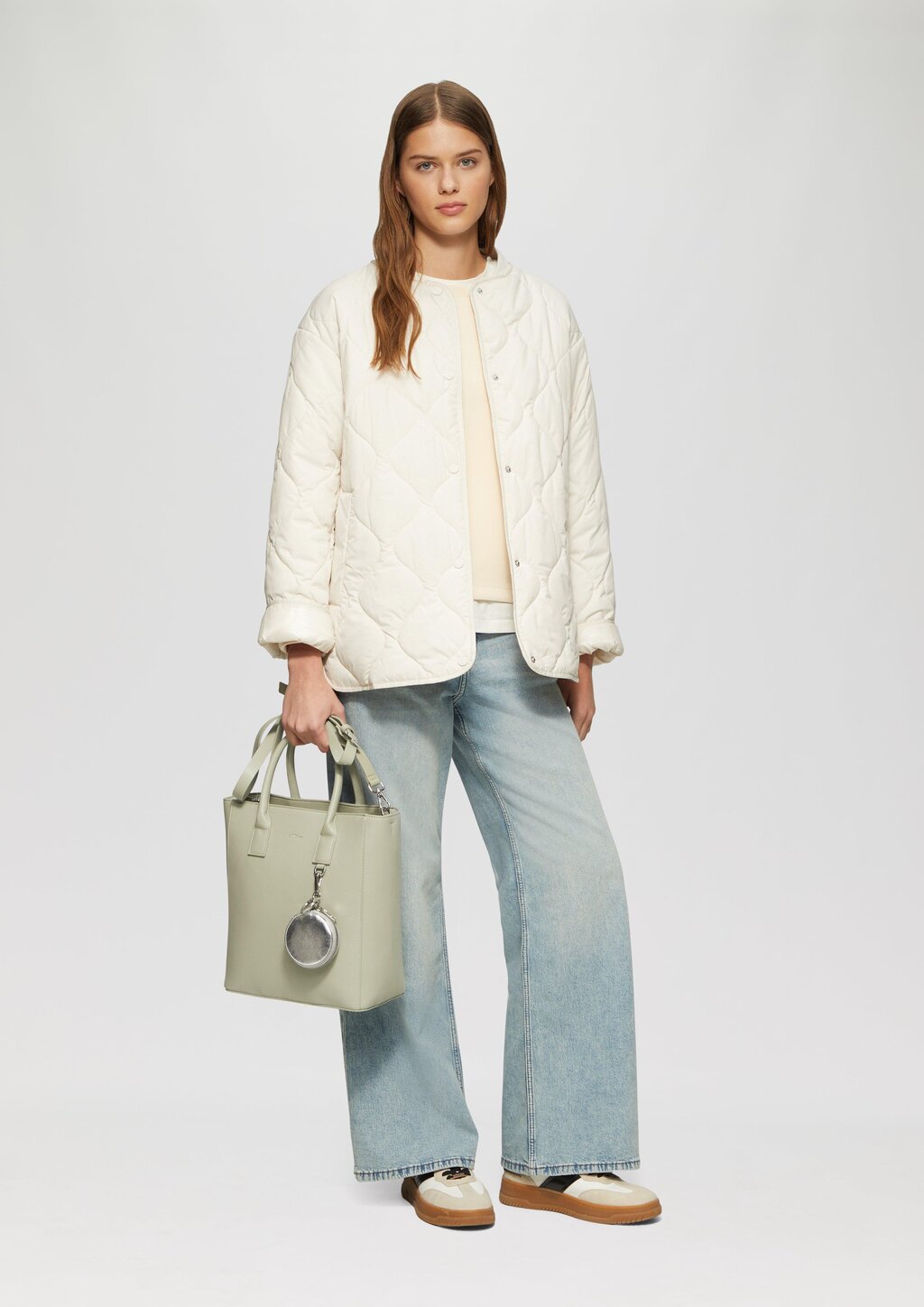 Shopper aus Lederimitat mit Flaschenhalter und Logo